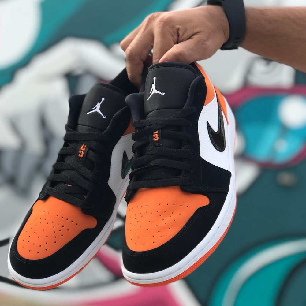 Jordan 1 Low shattered Backboard